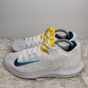 New nike speckle paint Tennis shoes sz 9